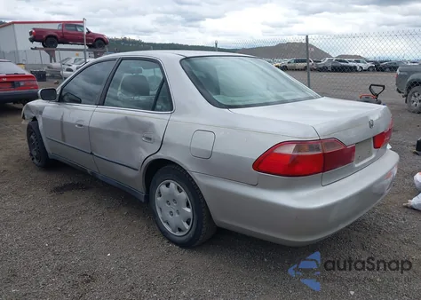1998 Honda Accord Lx from USA, damaged, VIN 1HGCG5545WA209398